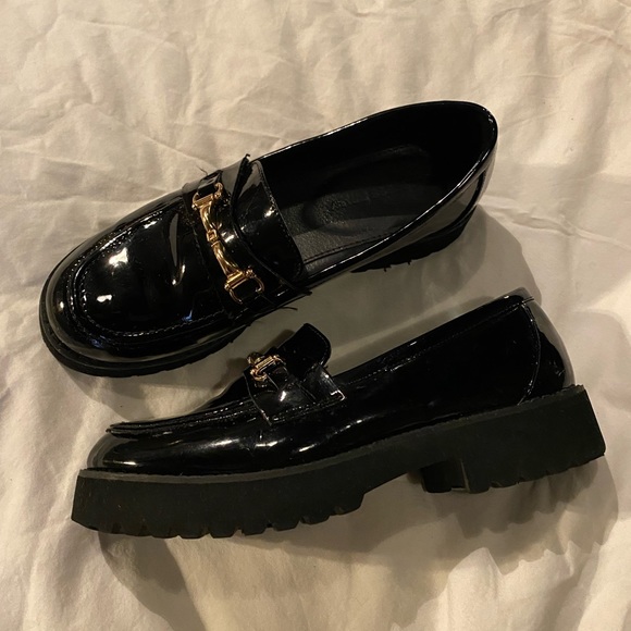 Capri Loafers - Picture 3 of 5